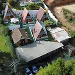 Cabana Valentina com lareiras e espaço gourmet na Vila Inglesa